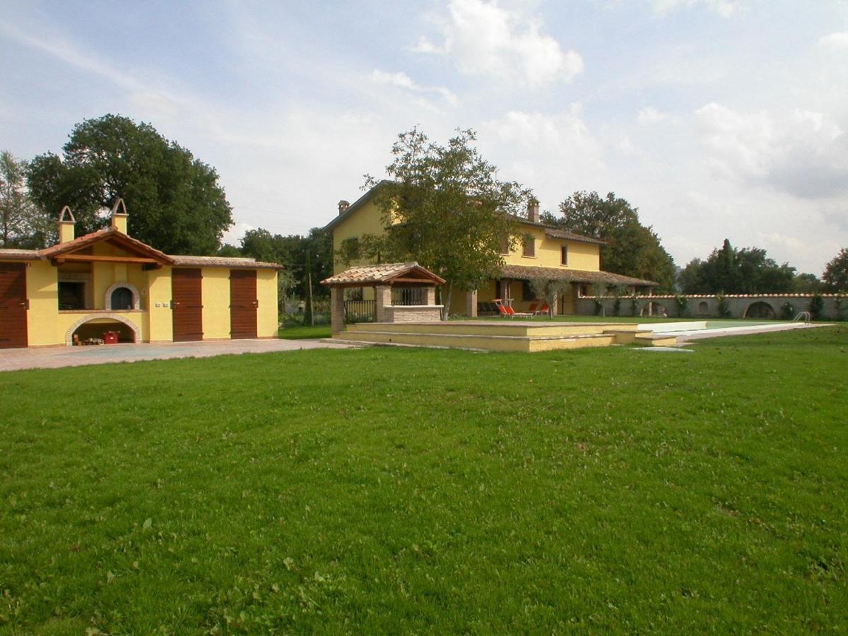 Casavacanze Sant'Eugenia Attigliano Exteriör bild