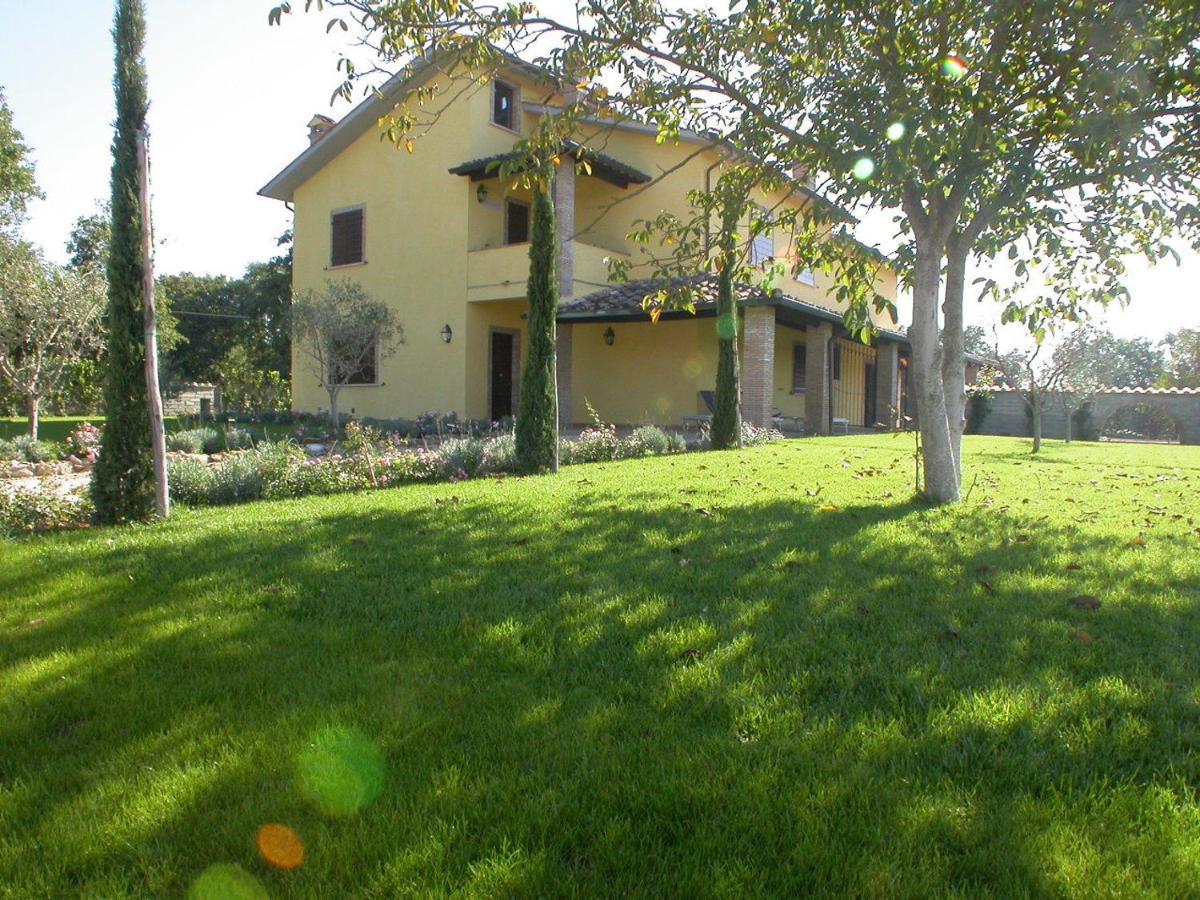 Casavacanze Sant'Eugenia Attigliano Exteriör bild