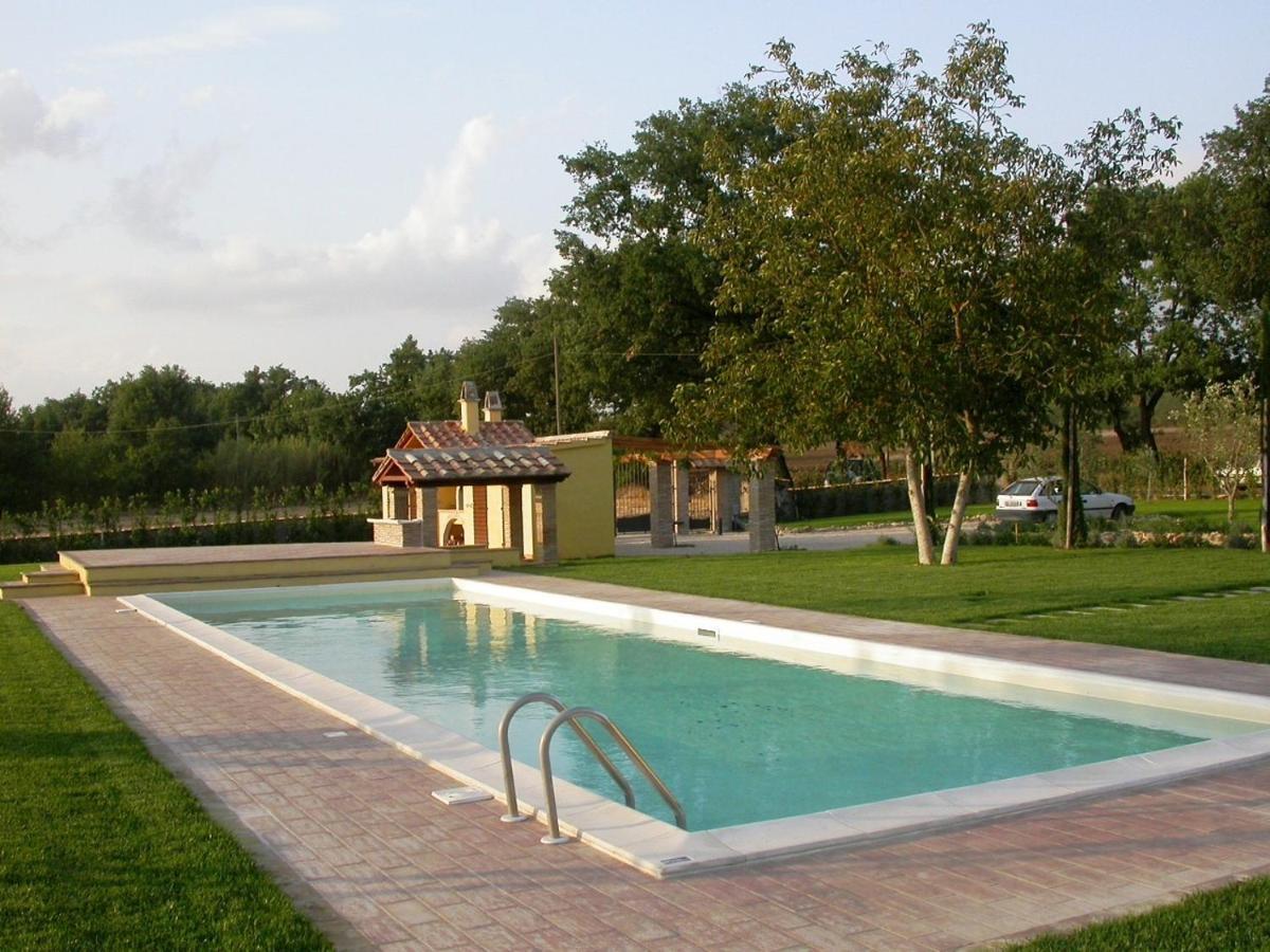 Casavacanze Sant'Eugenia Attigliano Exteriör bild